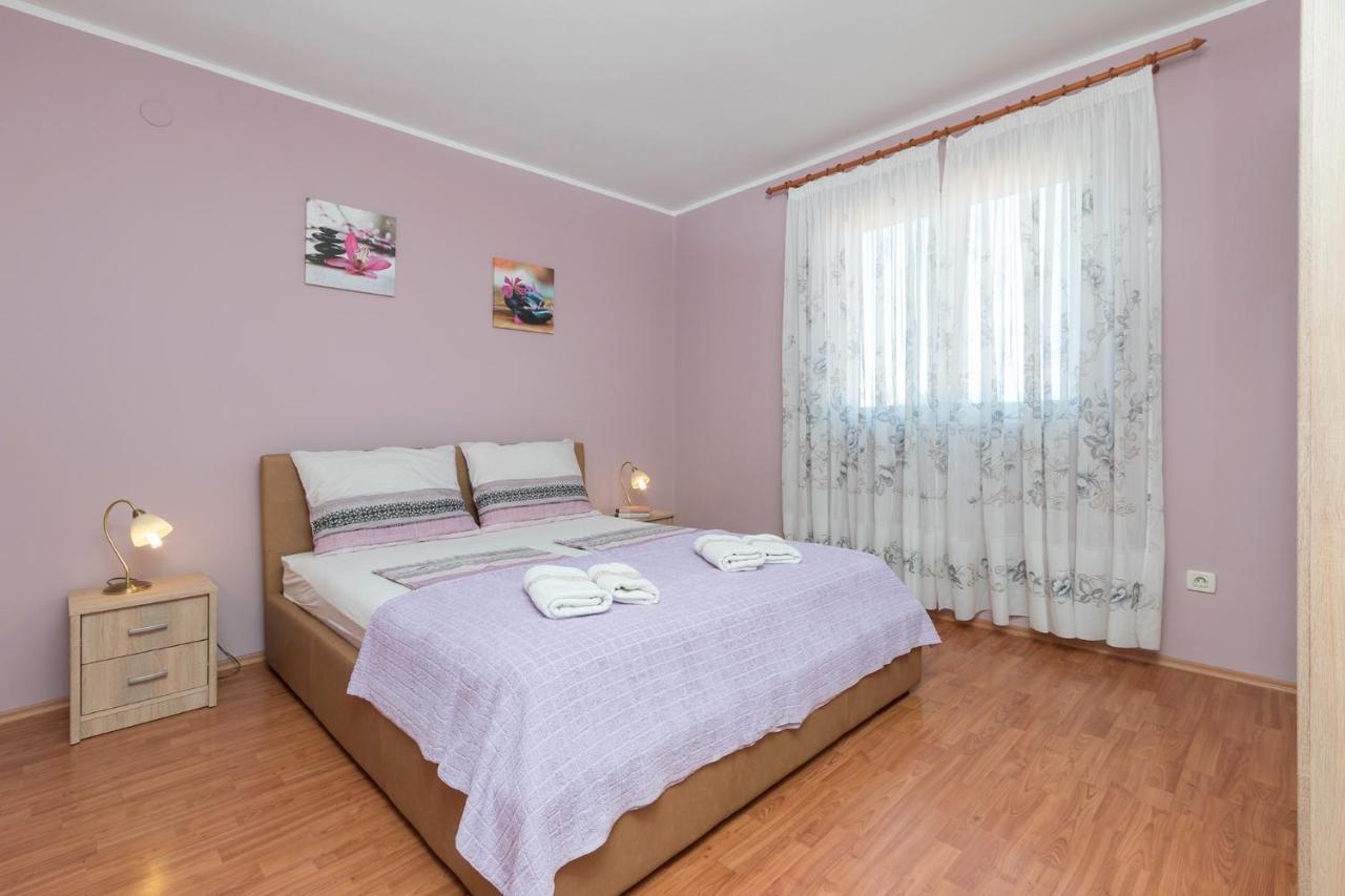 Apartment Rubina With Secure Parking Медулин Екстер'єр фото