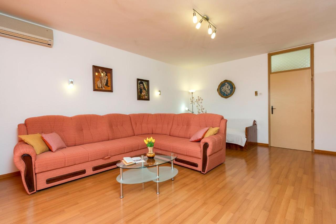Apartment Rubina With Secure Parking Медулин Екстер'єр фото